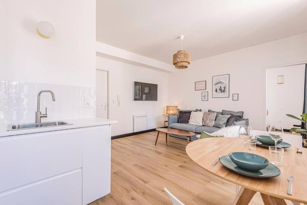 Apartment - Place Du Forum - Cathedrale Hyper Centre
